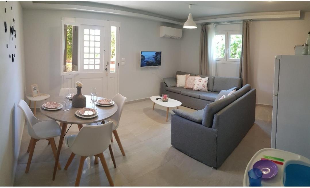 Stema Seaside Apartments กูเวส ภายนอก รูปภาพ